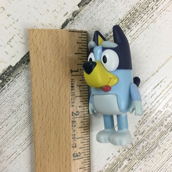 Bluey SILLY Bluey Figure New Expressions Tongue Hungry Dog Blue NEW - Picture 7 of 7